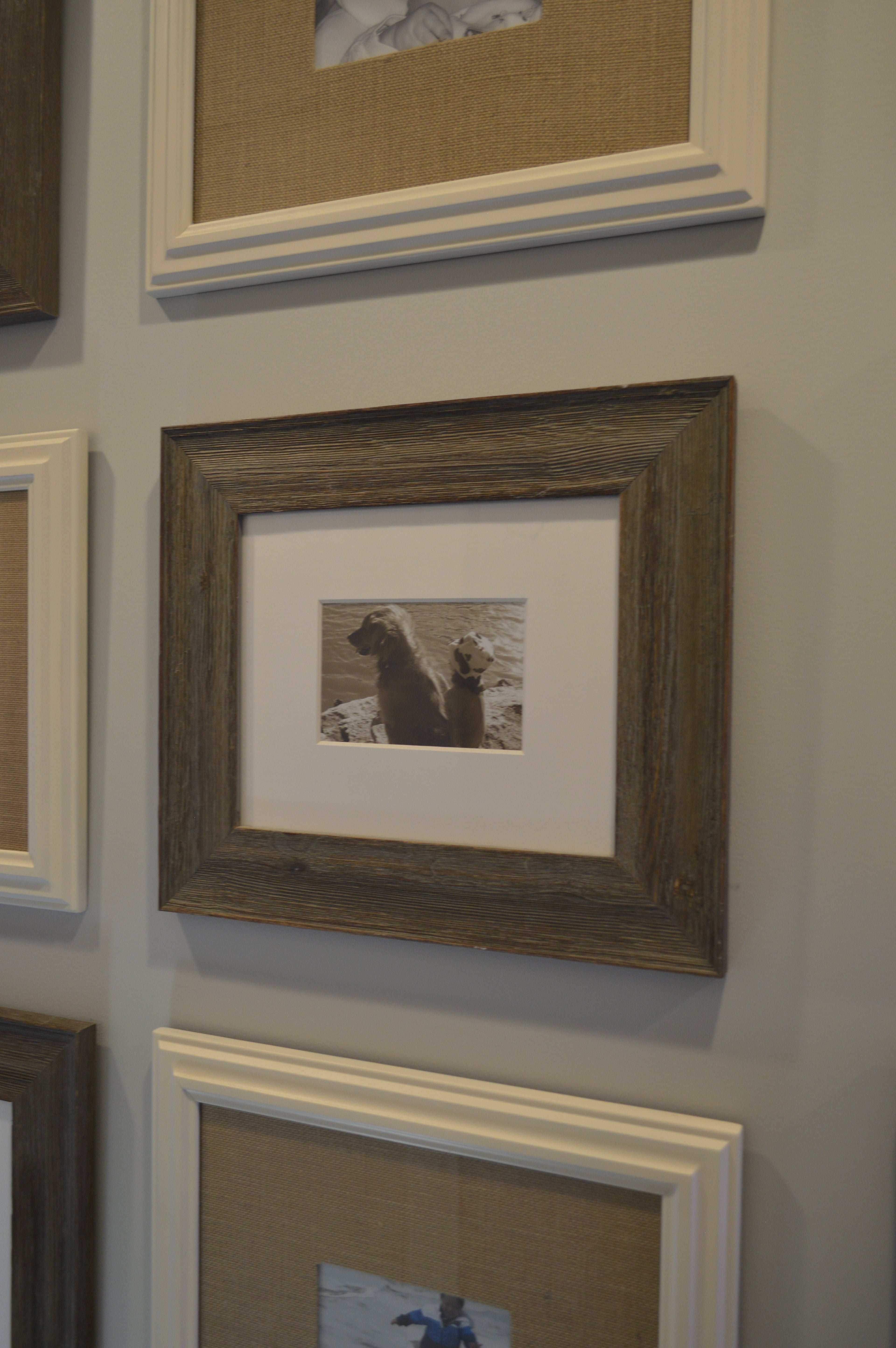 Lindsay Traditional Wood Picture Frame With Interchangeable Mats