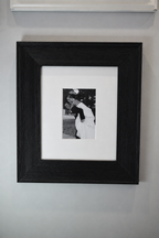 Lindsay Traditional Wood Picture Frame With Interchangeable Mats
